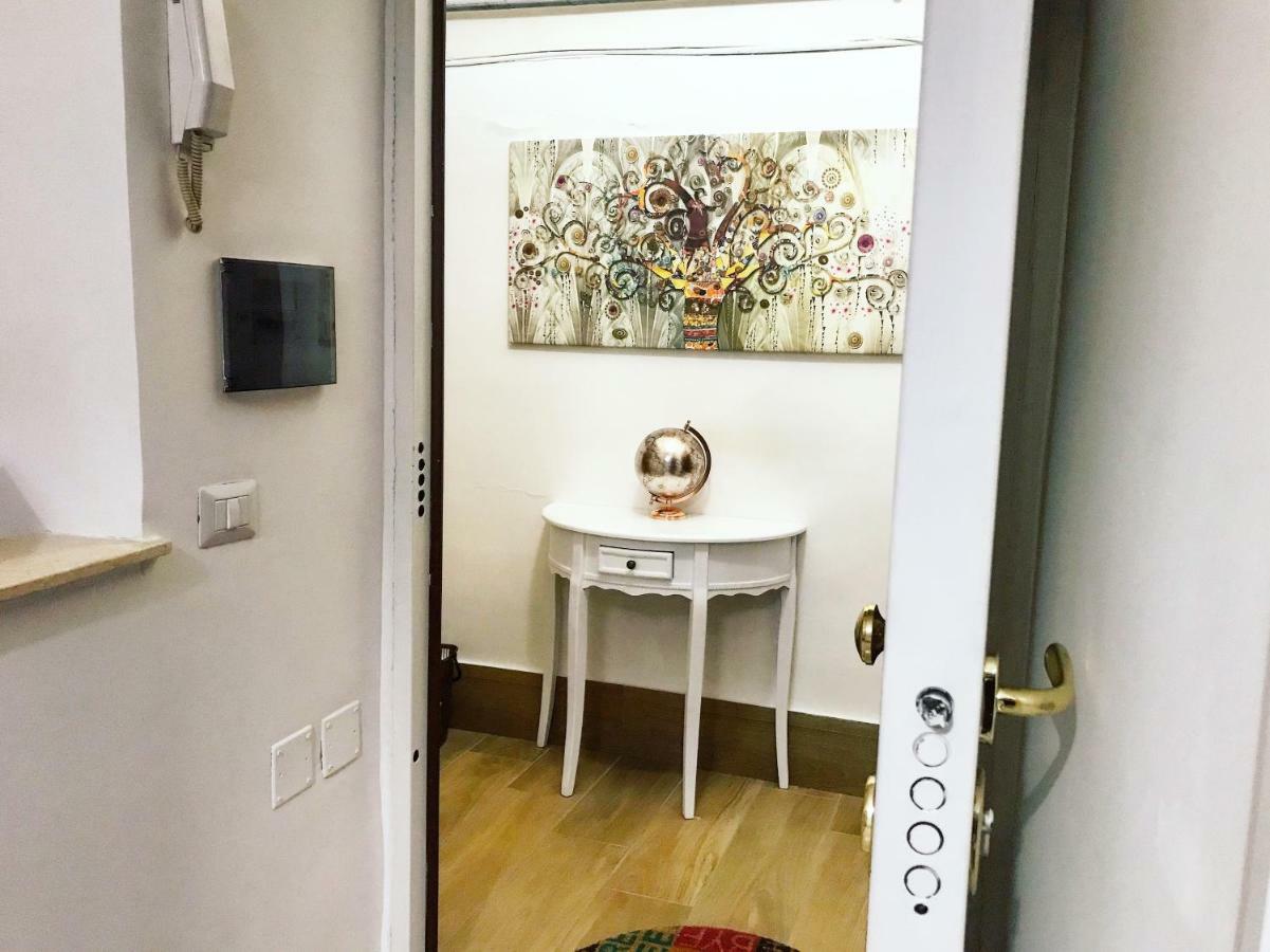 Casa G&G Pignasecca 2 Nel Cuore Di Napoli 외부 사진